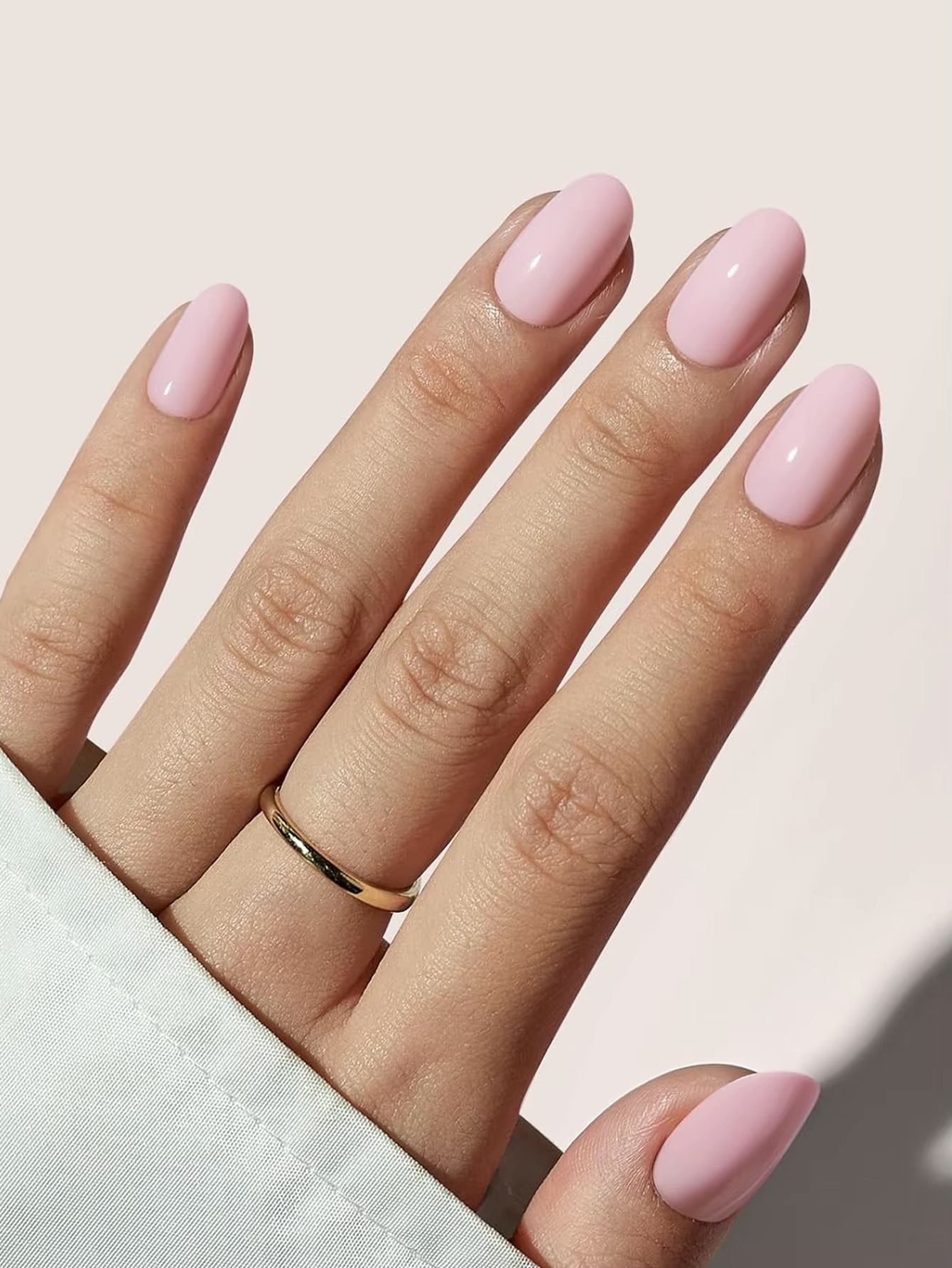 Uñas press on rosa pastel almendra